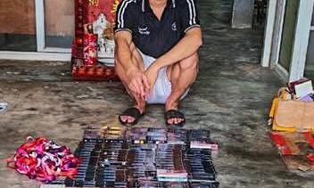 សមត្ថកិច្ចចុះបង្ក្រាបទីតាំងលក់បារីអេឡិចត្រូនិច មួយកន្លែងនៅខេត្តសៀមរាប